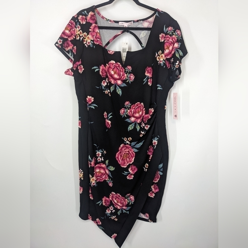 NWT CRAVE FAME Floral Short Sleeve Open Back Dress
